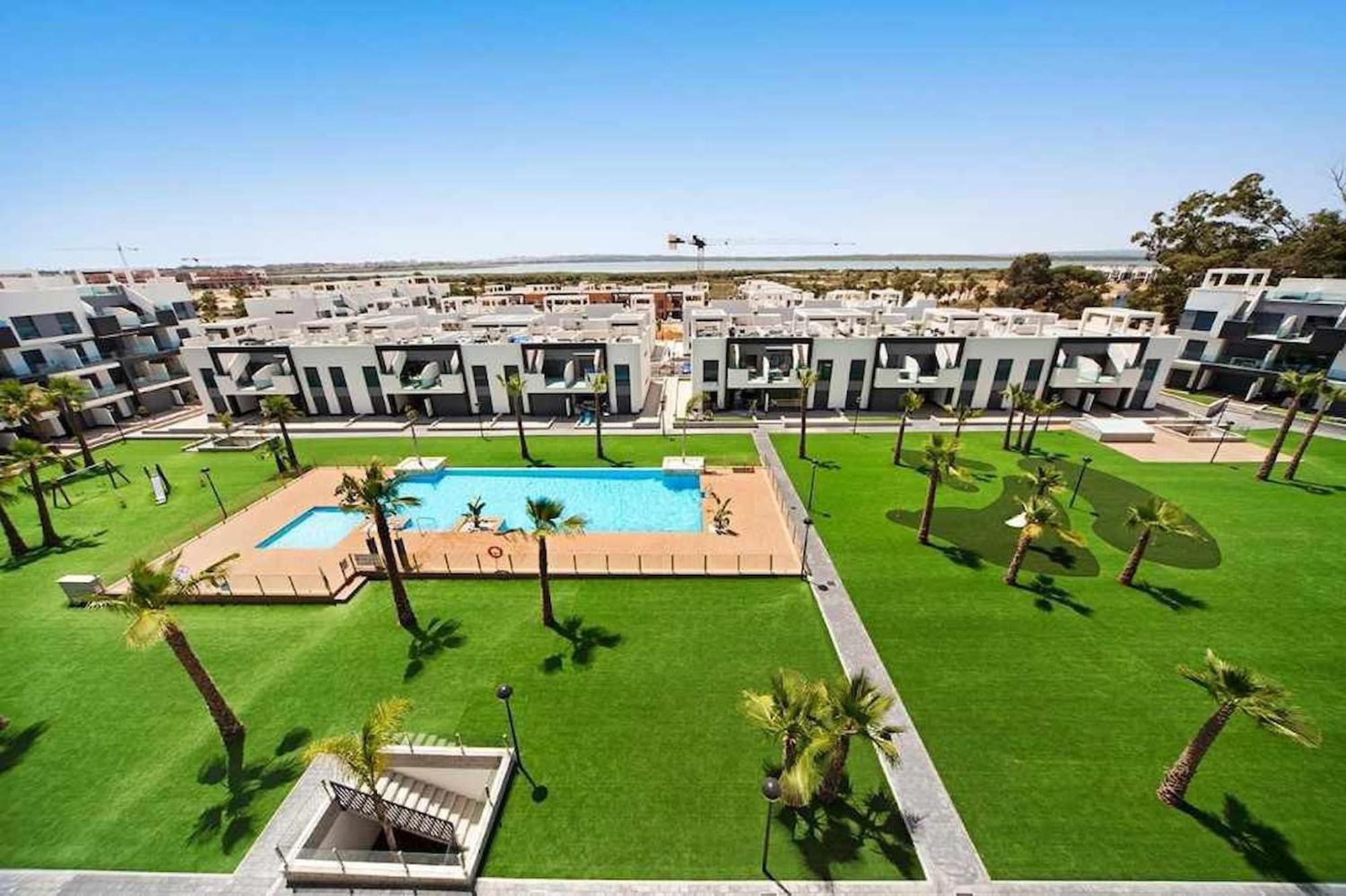 Oasis Beach El Raso Guardamar La Mata  Exterior foto
